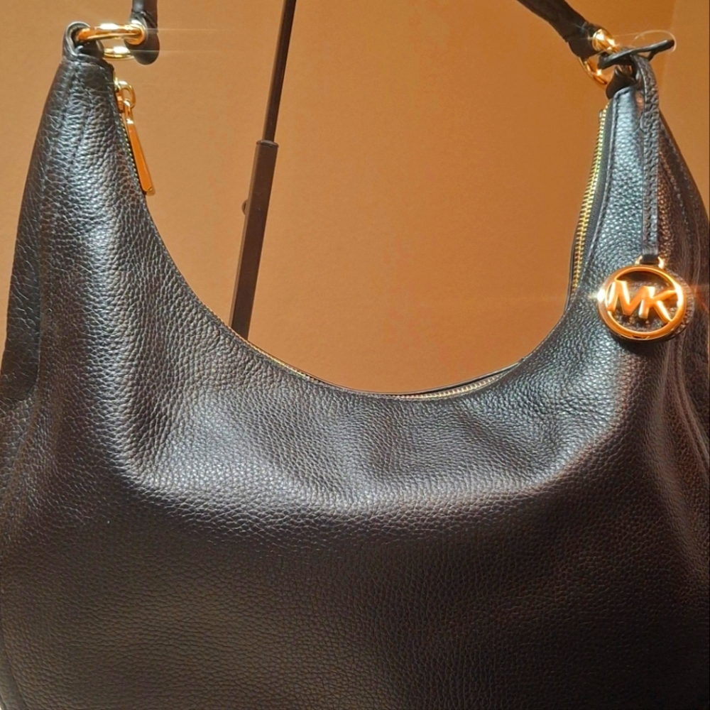 Michael Kors Black Pebbled  Leather Lydia Hobo Bag, Michael Kors dustbag inc.
